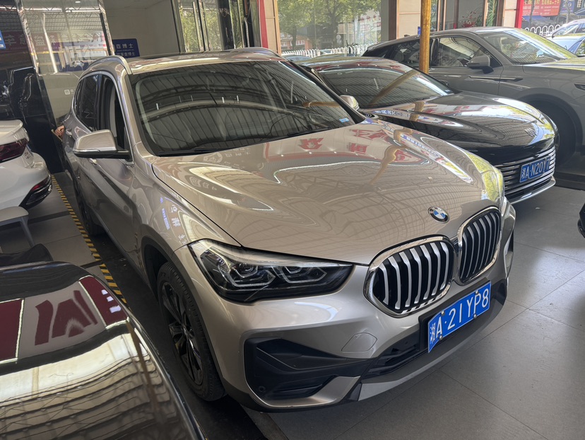 BMW X1 2021 car image #2