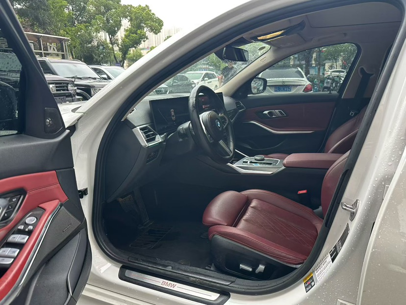BMW i3 2023 car image #4