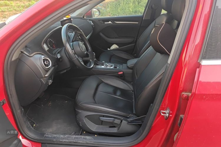 Audi A3 2019 car image #17