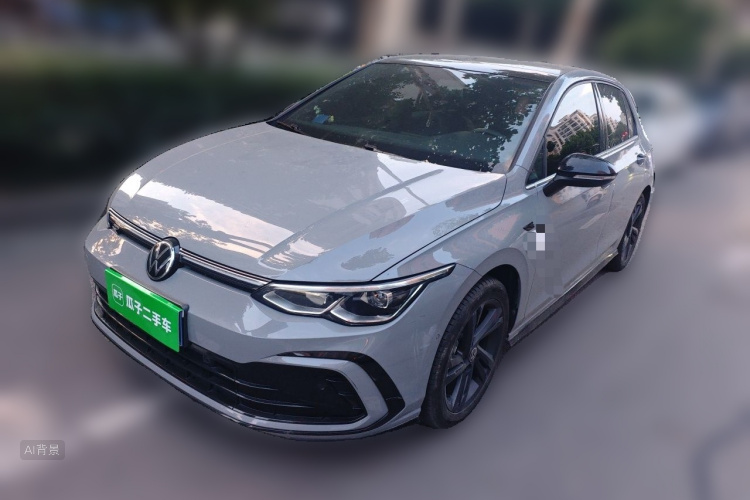 Volkswagen Golf 2023 car image #2