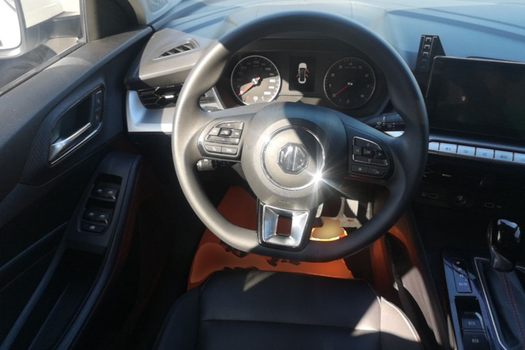 MG 5 2023 #11 MG 5 2023 imagen de coche #11