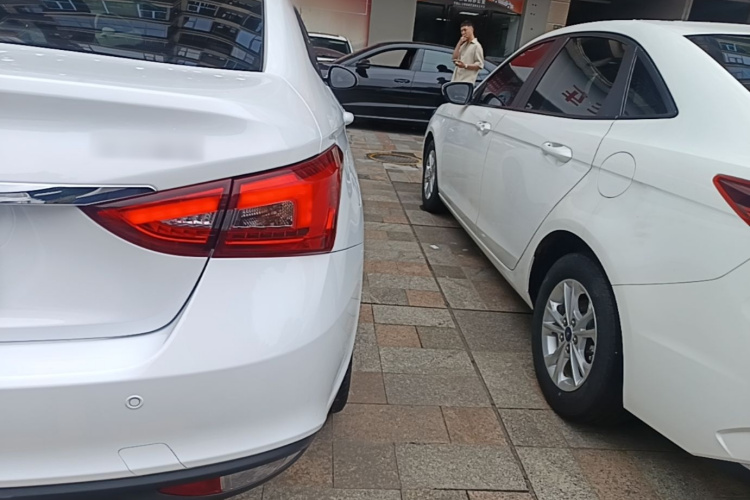 Chery Arrizo 5 2025 car image #8