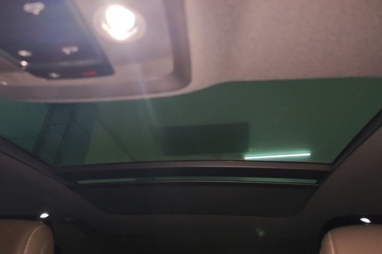 BYD Han 2023 car image #18