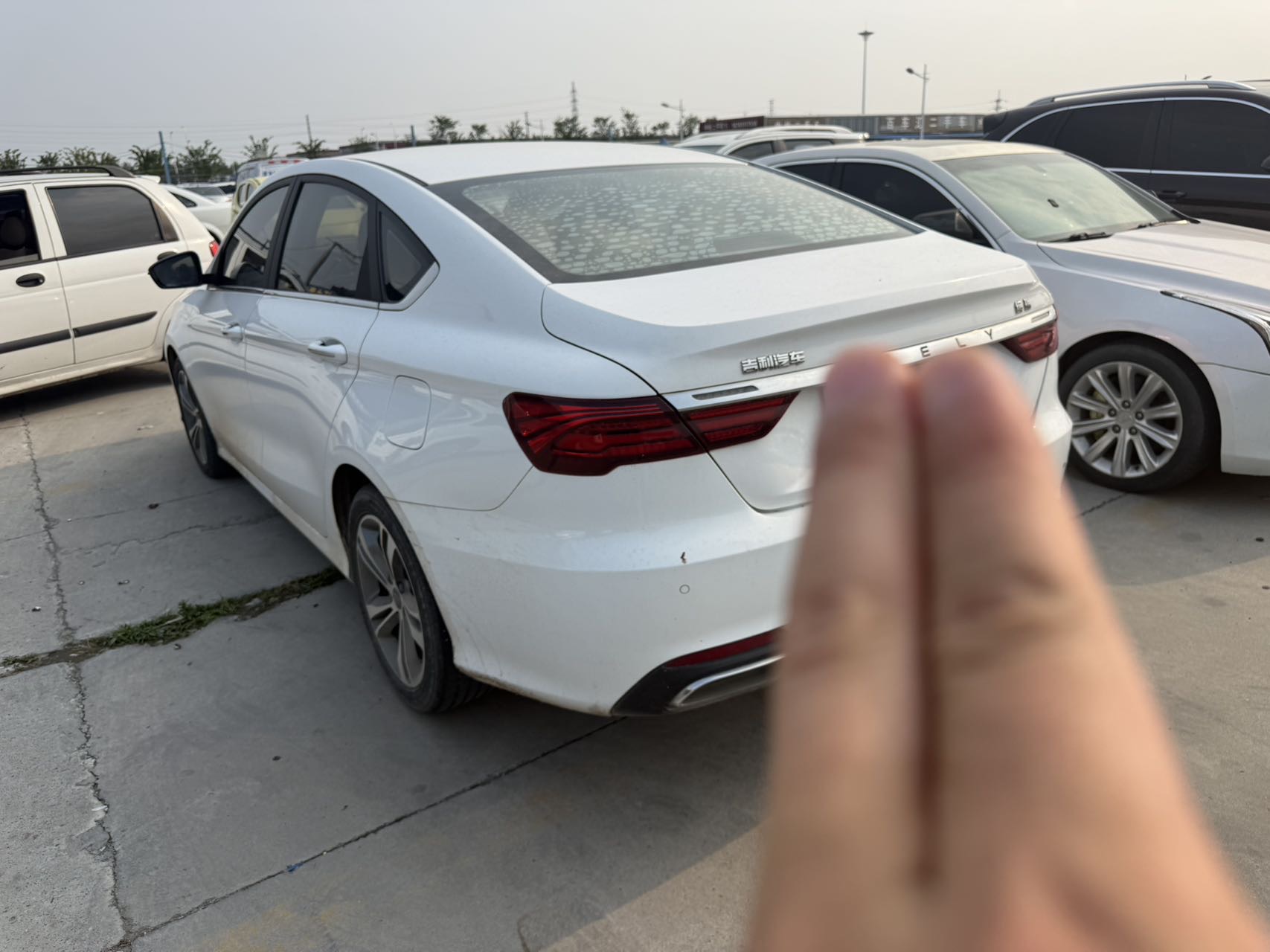 GEELY Binray 2018 car image #4