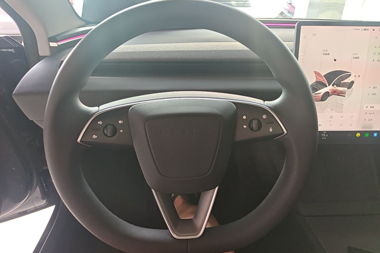 Tesla Model 3 2024 #12 Tesla Model 3 2024 car image #12