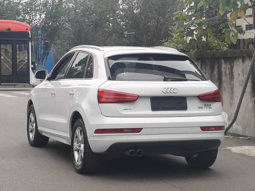 Audi Q3 2018 #7 Audi Q3 2018 car image #7