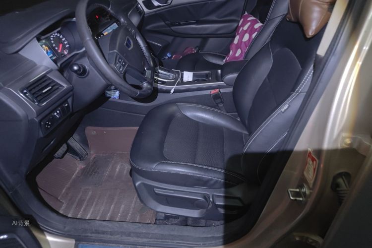GEELY Emgrand GS 2016 car image #17