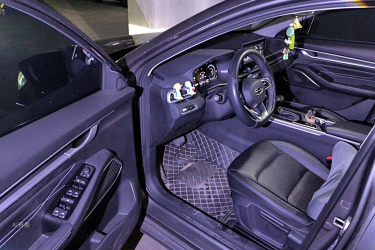 GEELY Emgrand 2022 #18 GEELY Emgrand 2022 car image #18