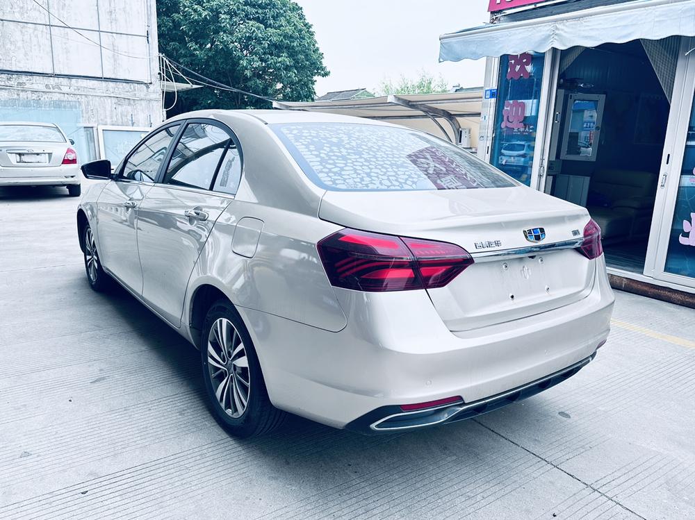 GEELY Emgrand 2018 #4 GEELY Emgrand 2018 image de voiture #4