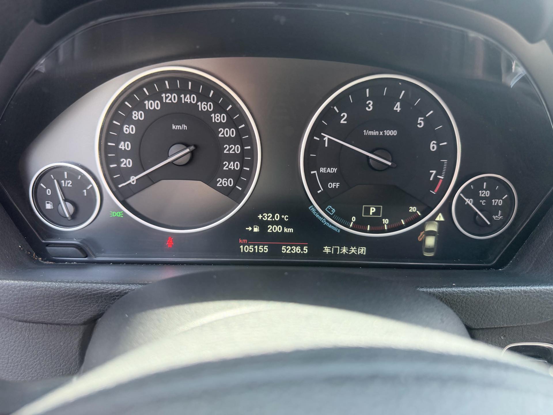 BMW 3 Series 2018 car image #6