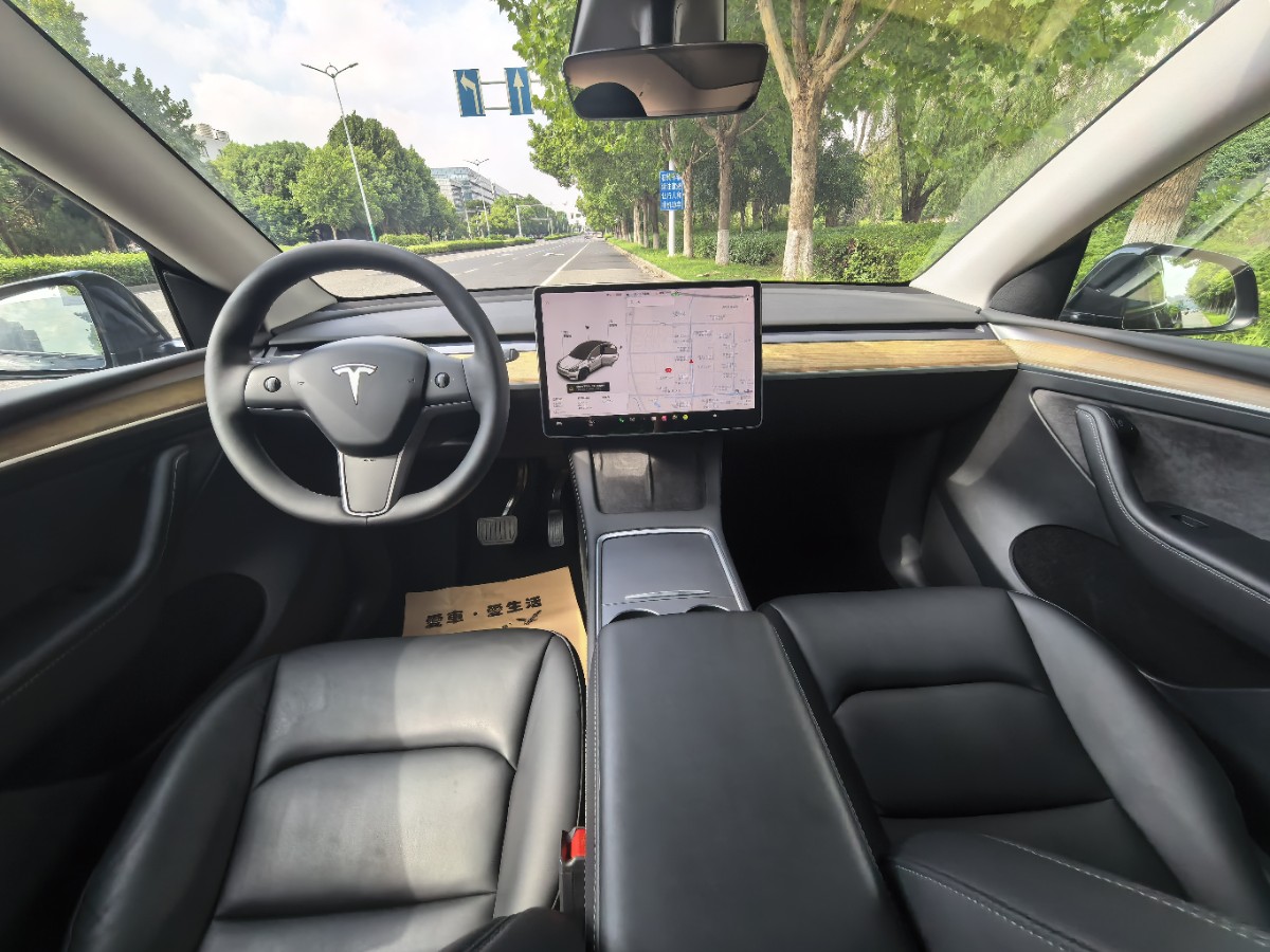 Tesla Model Y 2021 #7 Tesla Model Y 2021 car image #7