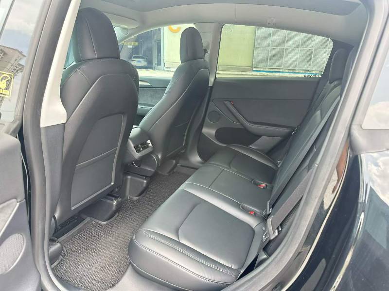 Tesla Model Y 2022 #7 Tesla Model Y 2022 car image #7