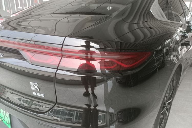 BYD Han 2024 car image #8