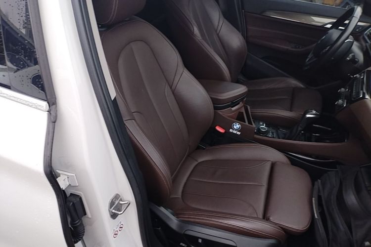 BMW X1 2019 car image #24