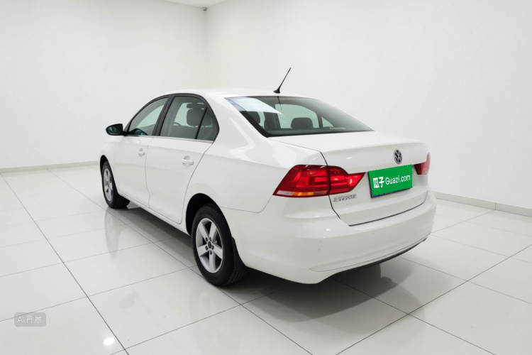 Volkswagen Santana 2016 car image #5