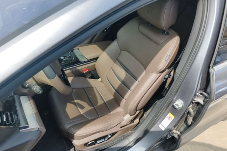 BYD Han 2021 car image #15