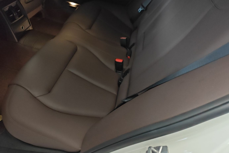 BMW 3 Series 2019 #17 BMW 3 Series 2019 immagine di auto #17