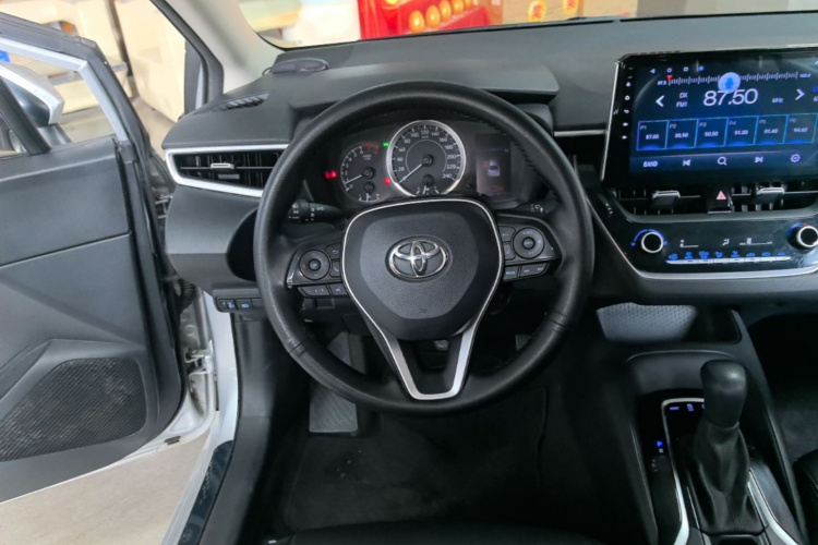 Toyota Corolla 2021 #11 Toyota Corolla 2021 car image #11