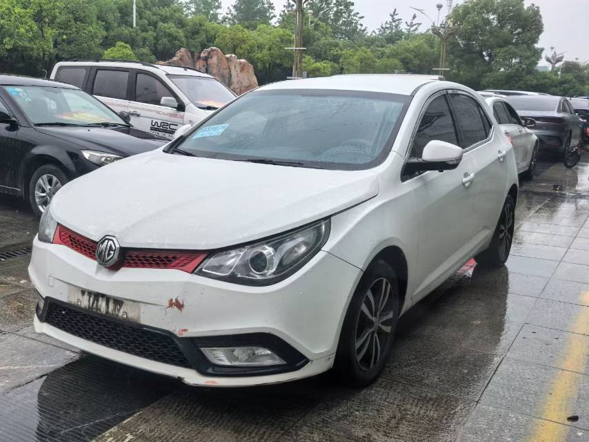 MG 5 2013 MG 5 2013 image de voiture