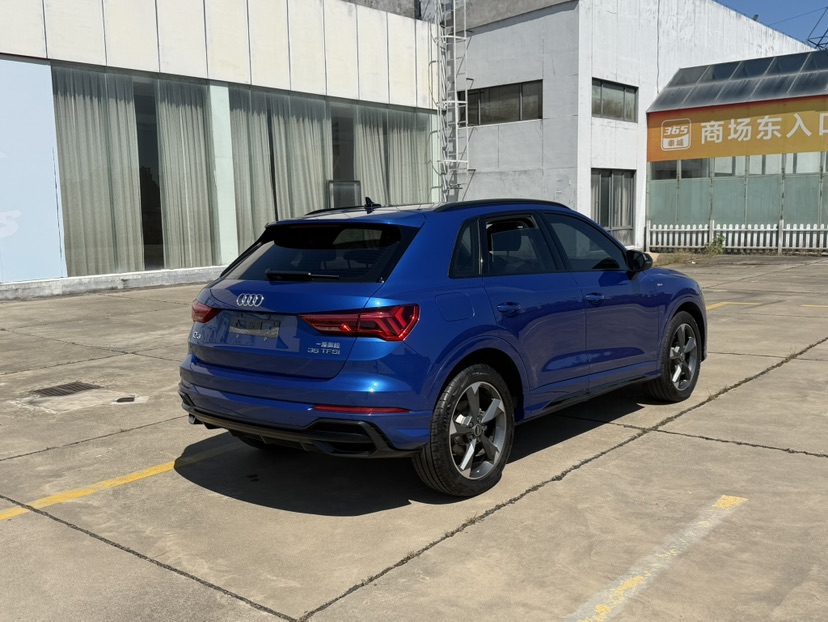 Audi Q3 2021 #9 Audi Q3 2021 car image #9