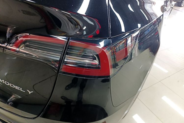 Tesla Model Y 2022 #8 Tesla Model Y 2022 image de voiture #8