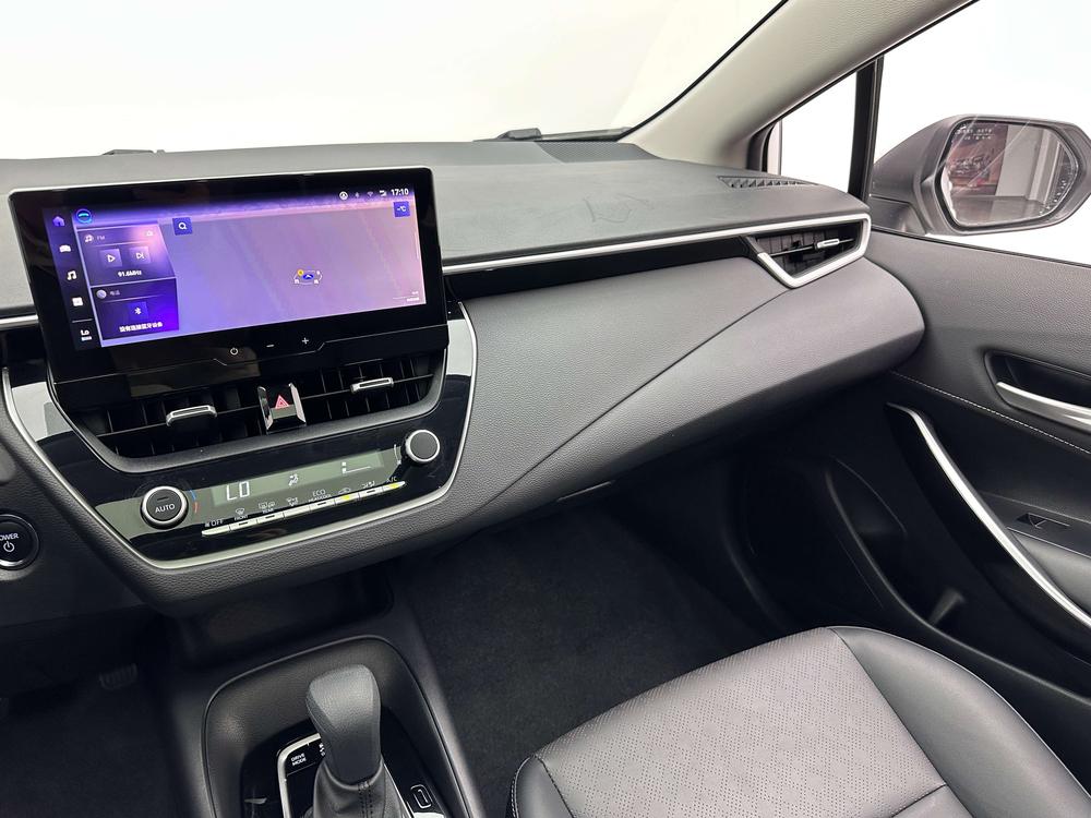 Toyota Corolla 2024 صورة سيارة #14