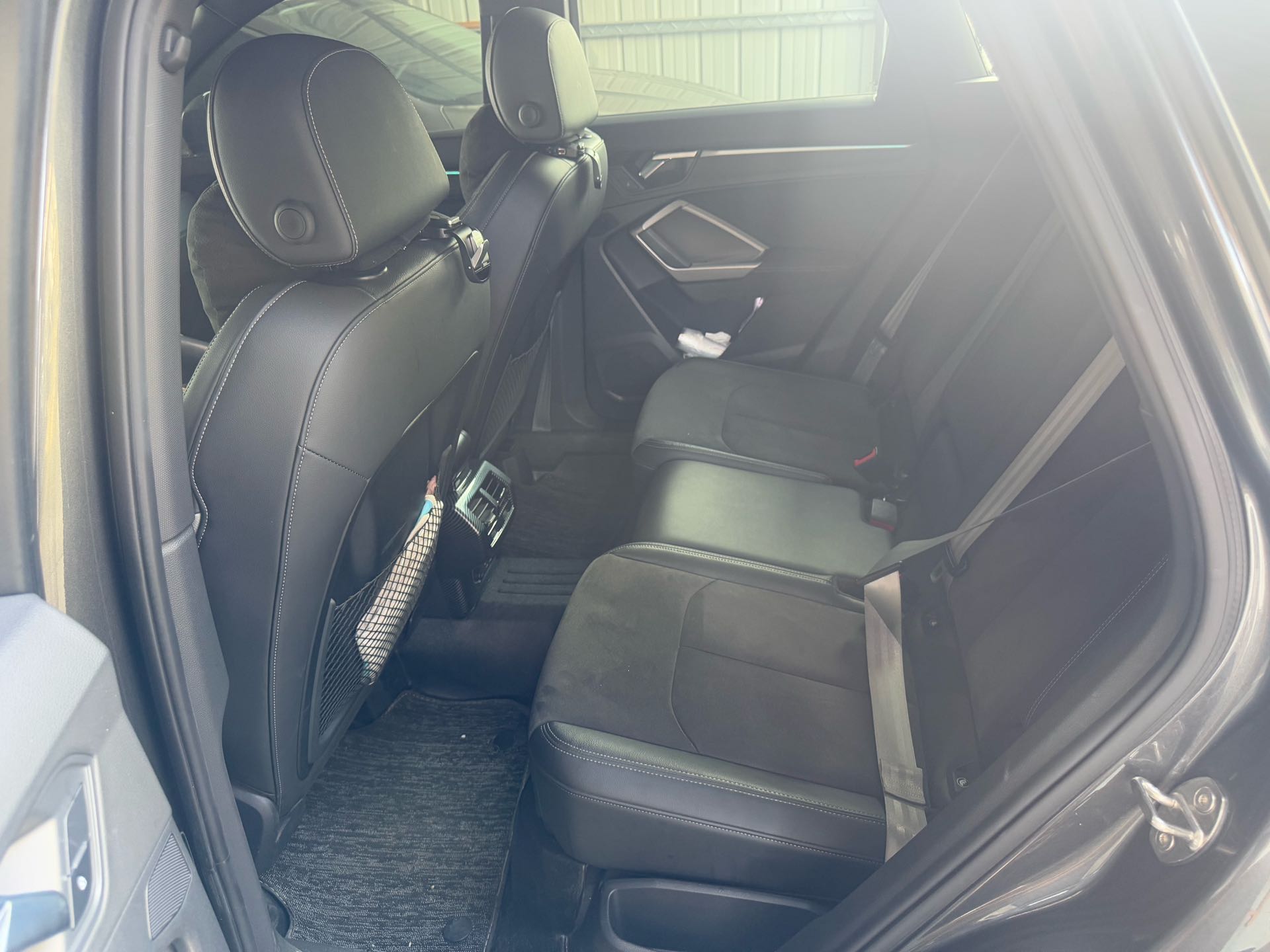 Audi Q3 2023 car image #8