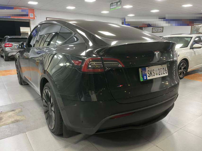 Tesla Model Y 2023 #7 Tesla Model Y 2023 car image #7