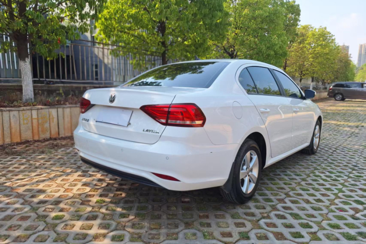 Volkswagen Lavida 2020 car image #8