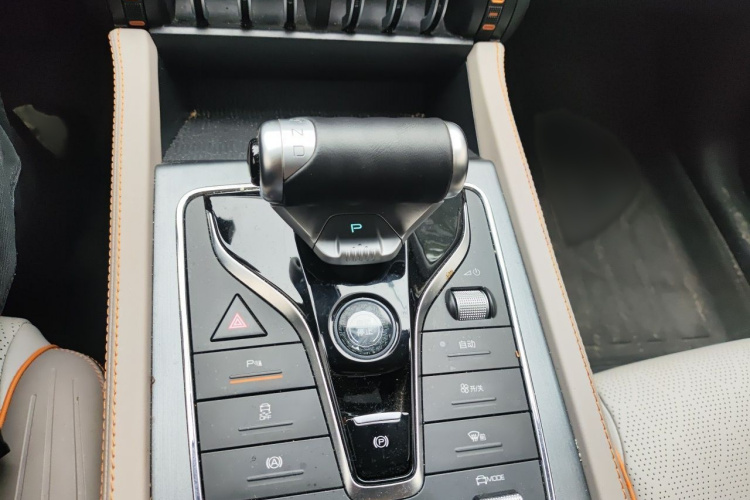 BYD Yuan Plus 2023 immagine di auto #18