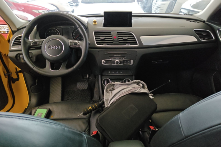Audi Q3 2016 #10 Audi Q3 2016 car image #10
