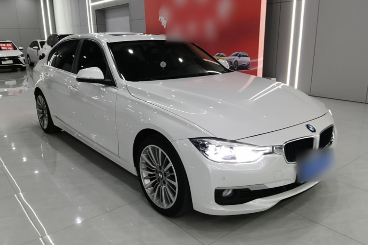 BMW 3 Series 2018 #4 BMW 3 Series 2018 car image #4
