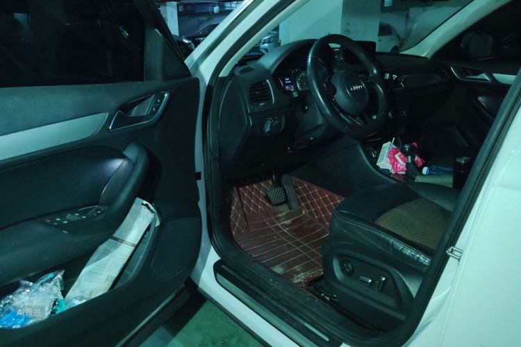 Audi Q3 2018 #18 Audi Q3 2018 car image #18