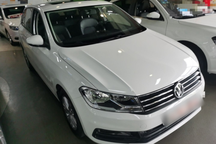 Volkswagen Santana 2016 car image #4