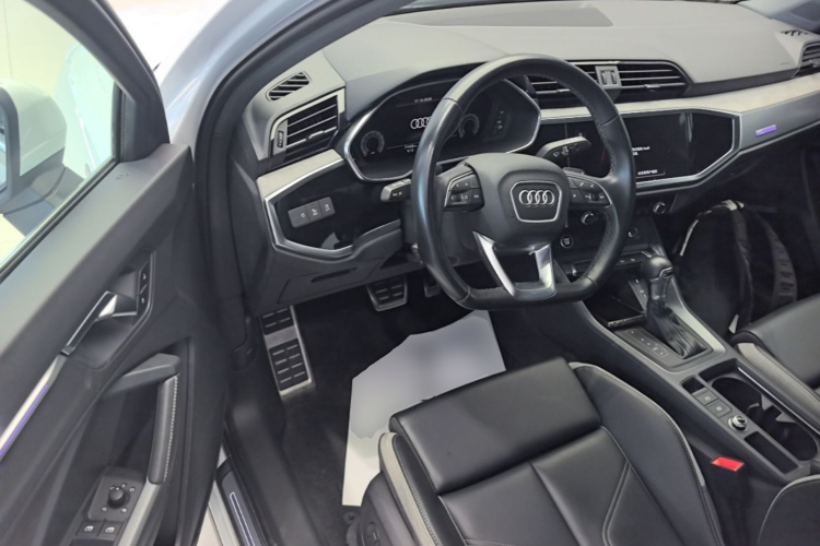 Audi Q3 2024 #16 Audi Q3 2024 immagine di auto #16