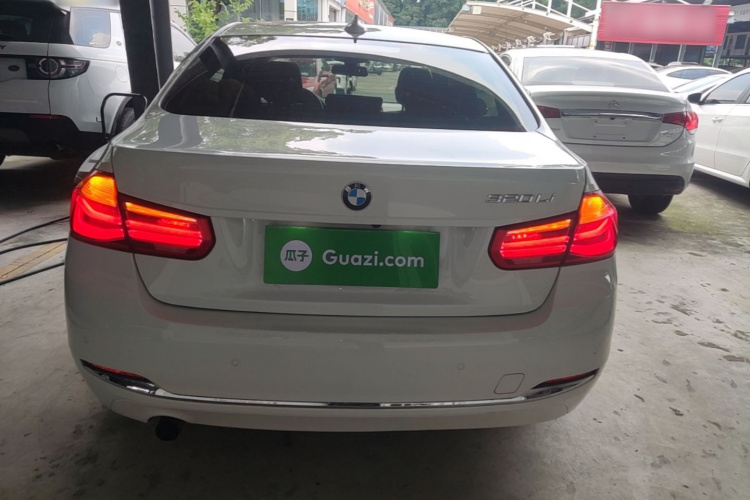 BMW 3 Series 2016 car image #6