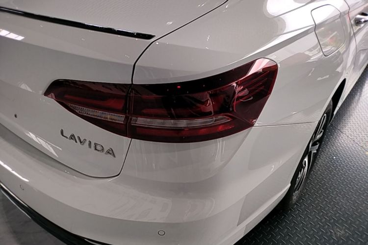Volkswagen Lavida 2024 car image #8