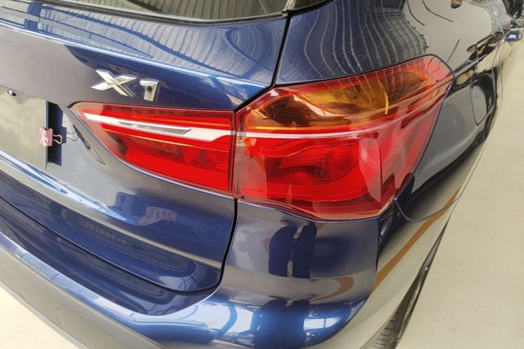 BMW X1 2018 car image #8