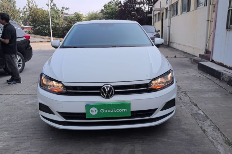 Volkswagen Polo 2024 car image #3