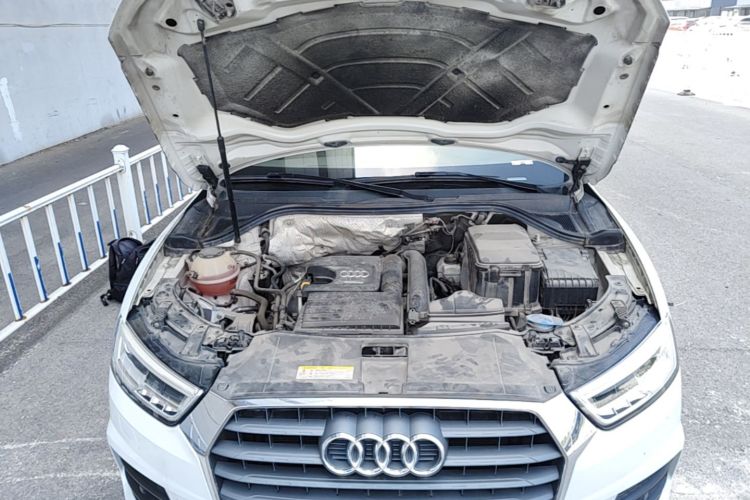 Audi Q3 2019 #20 Audi Q3 2019 car image #20