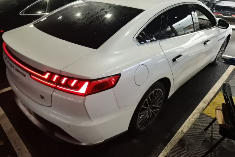 BYD Han 2021 car image #7