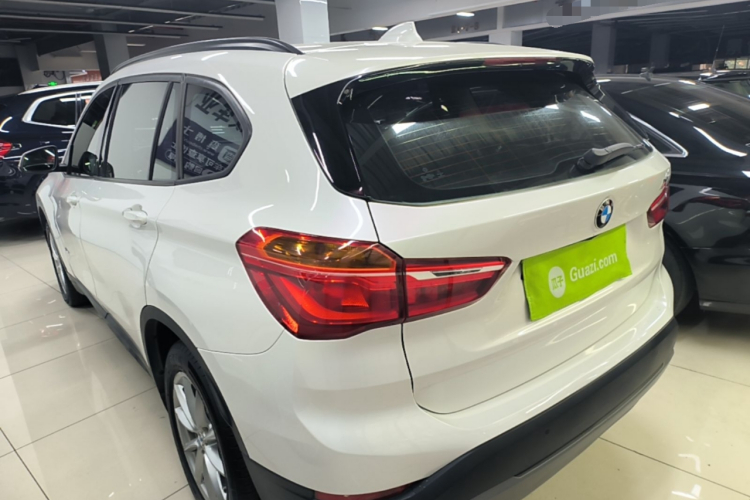 BMW X1 2017 #5 BMW X1 2017 car image #5