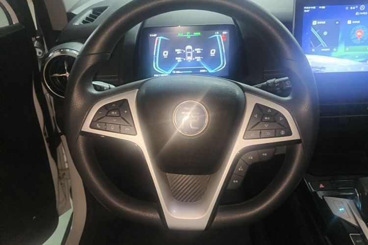 BYD Yuan New Energy 2020 car image #11