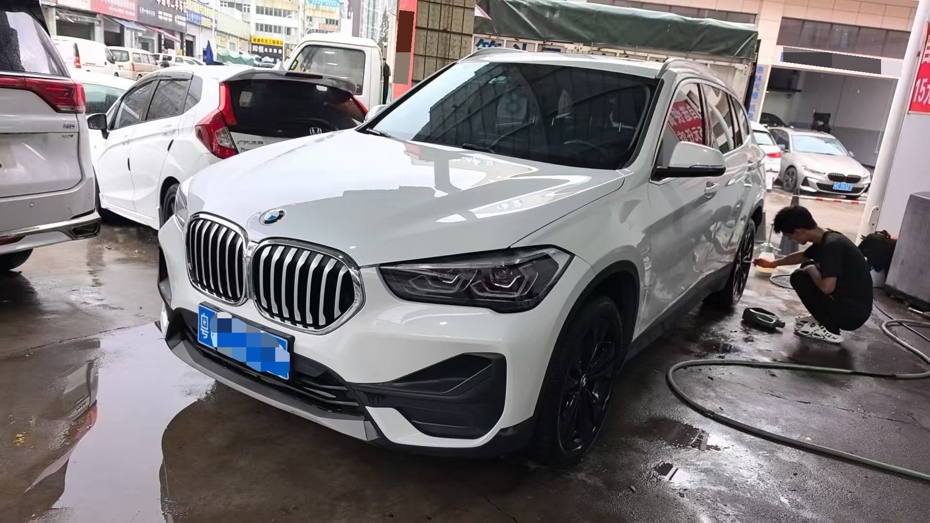 BMW X1 2020 BMW X1 2020 car image