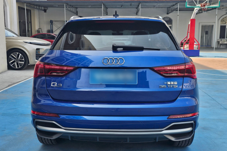 Audi Q3 2020 #11 Audi Q3 2020 car image #11