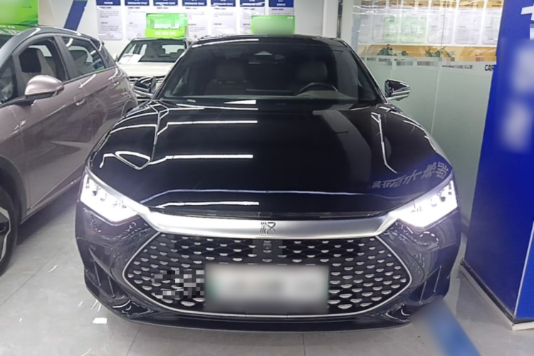 BYD Han 2024 #3 BYD Han 2024 car image #3