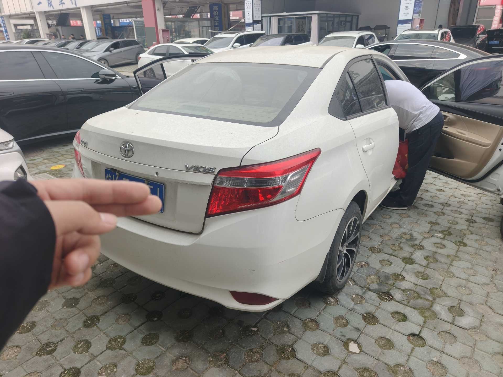 Toyota Vios 2015 #5 Toyota Vios 2015 изображение автомобиля #5