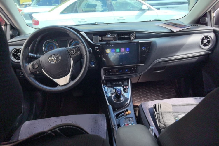 Toyota Corolla 2019 #12 Toyota Corolla 2019 car image #12