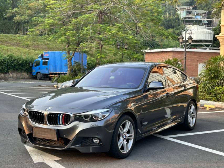 BMW 3 Series GT 2019 BMW 3 Series GT 2019 car image