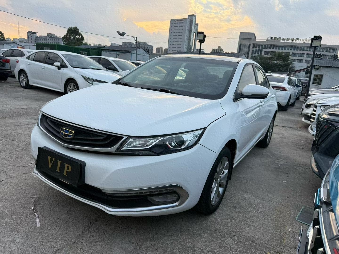 GEELY Emgrand GL 2017 GEELY Emgrand GL 2017 car image